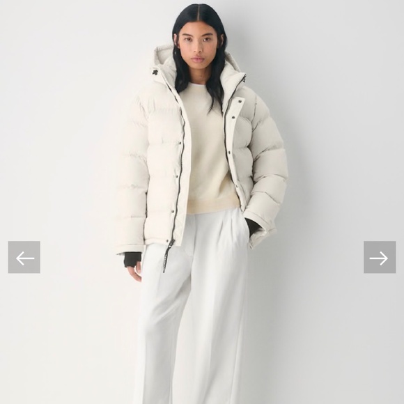 Aritzia- The Super Puff - Original - Matte Pearl - XS - Picture 2 of 8